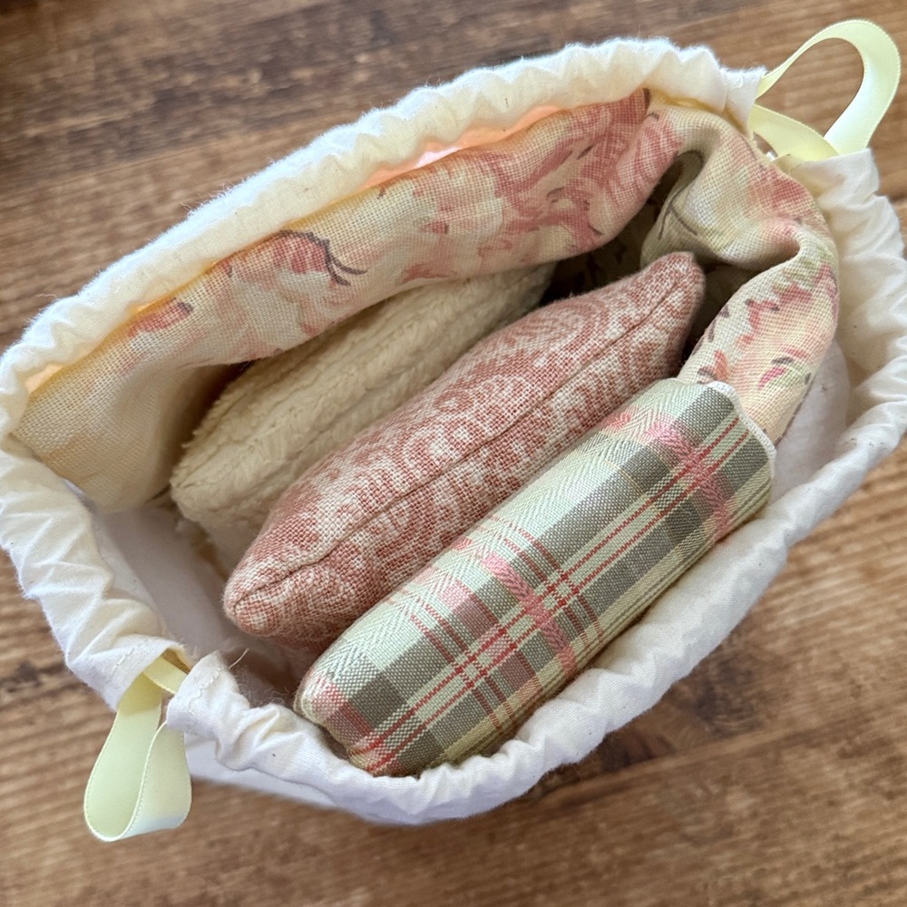 ❤️Doll Bed Bedding In A Bag - Picture 6 of 7